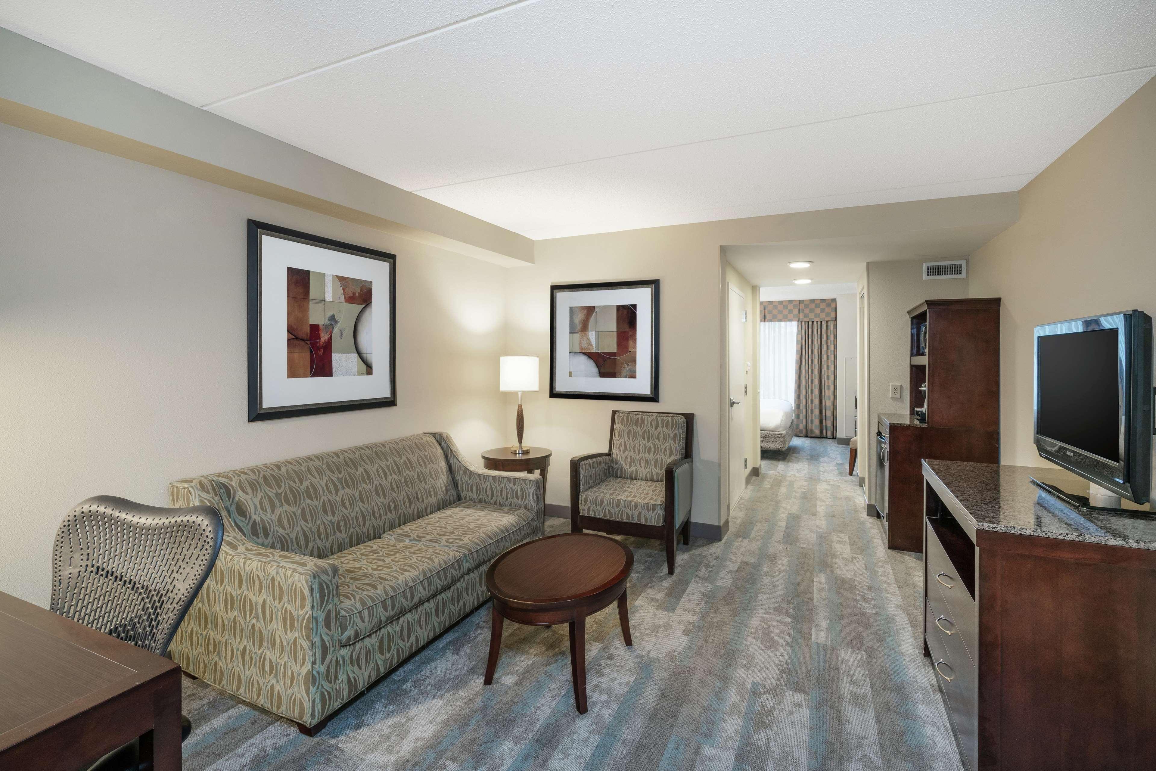 Hilton Garden Inn Richmond Airport Sandston Exterior photo